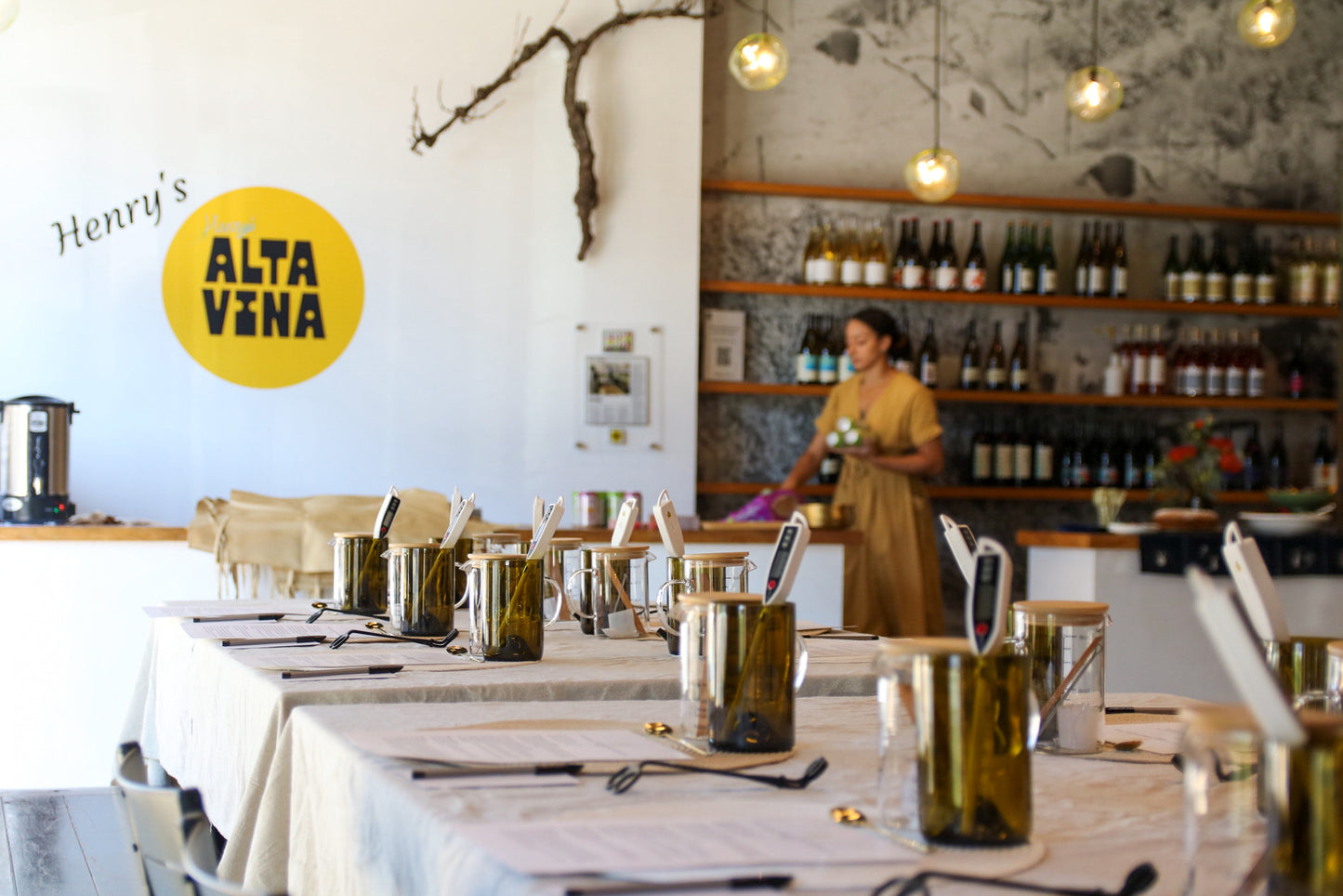 11/16 Wicks & Wine Candle Making Workshop | Odd Commodity Shop & Alta Vina