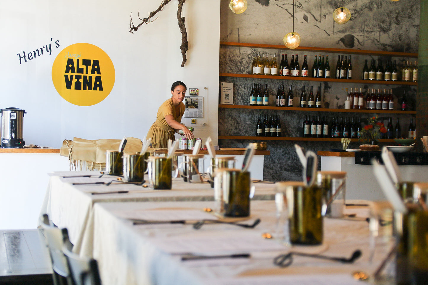 12/16 Wicks & Wine Candle Making Workshop | Odd Commodity Shop & Alta Vina