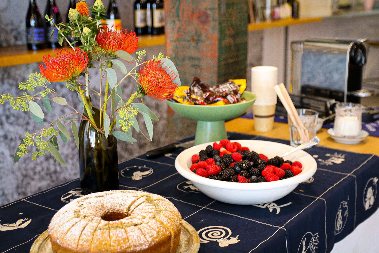 11/16 Wicks & Wine Candle Making Workshop | Odd Commodity Shop & Alta Vina